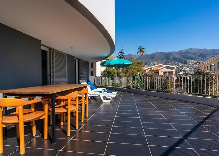 公寓 Virtudes Ocean View With Pool By Madeira 丰沙尔