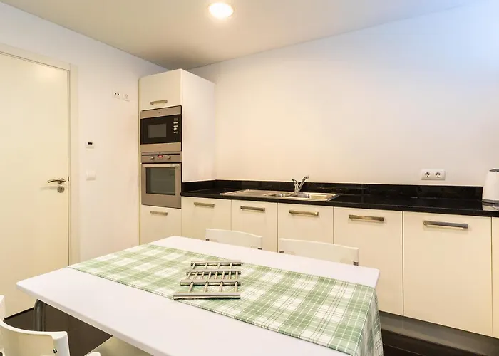 Virtudes Ocean View With Pool By Madeira Funchal (Madeira)